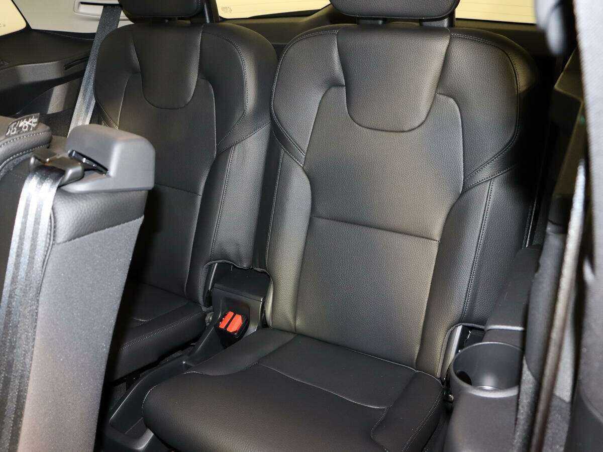 Купить Volvo XC90 с пробегом. Фото: #7
