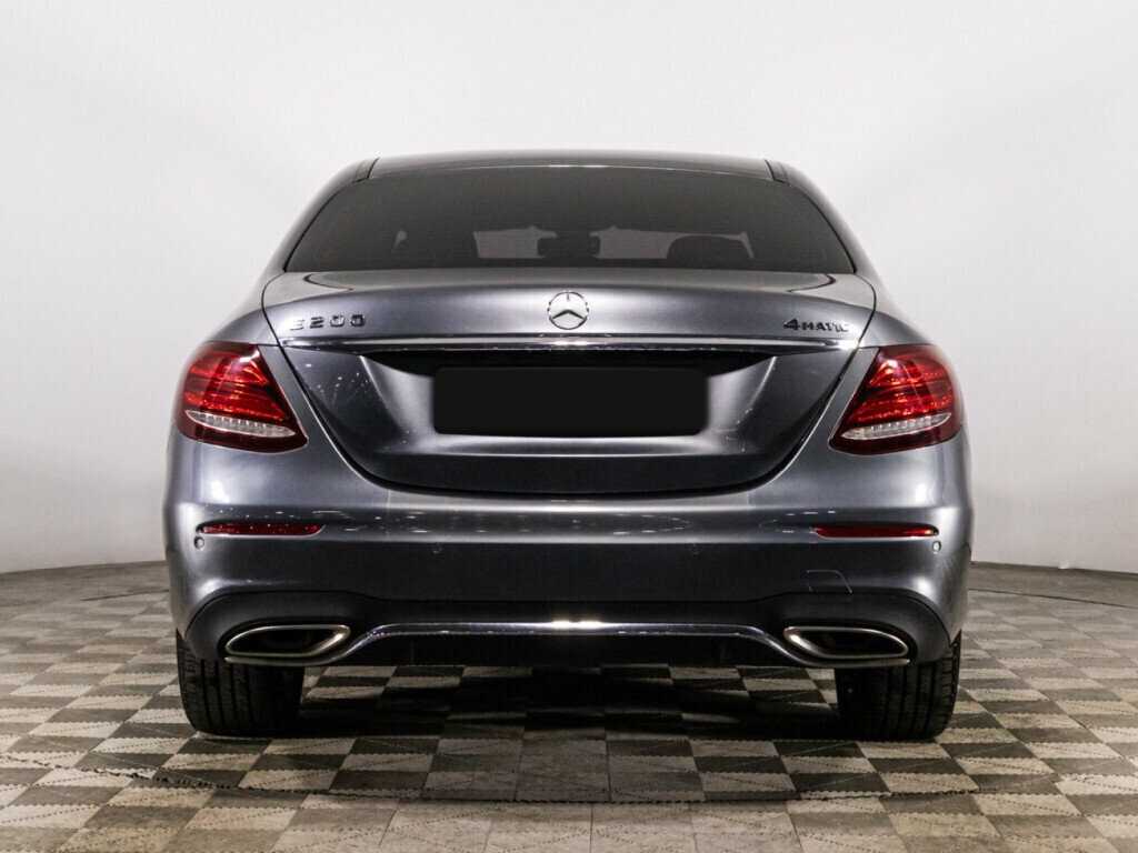 Купить Mercedes-Benz E-Класс с пробегом. Фото: #4