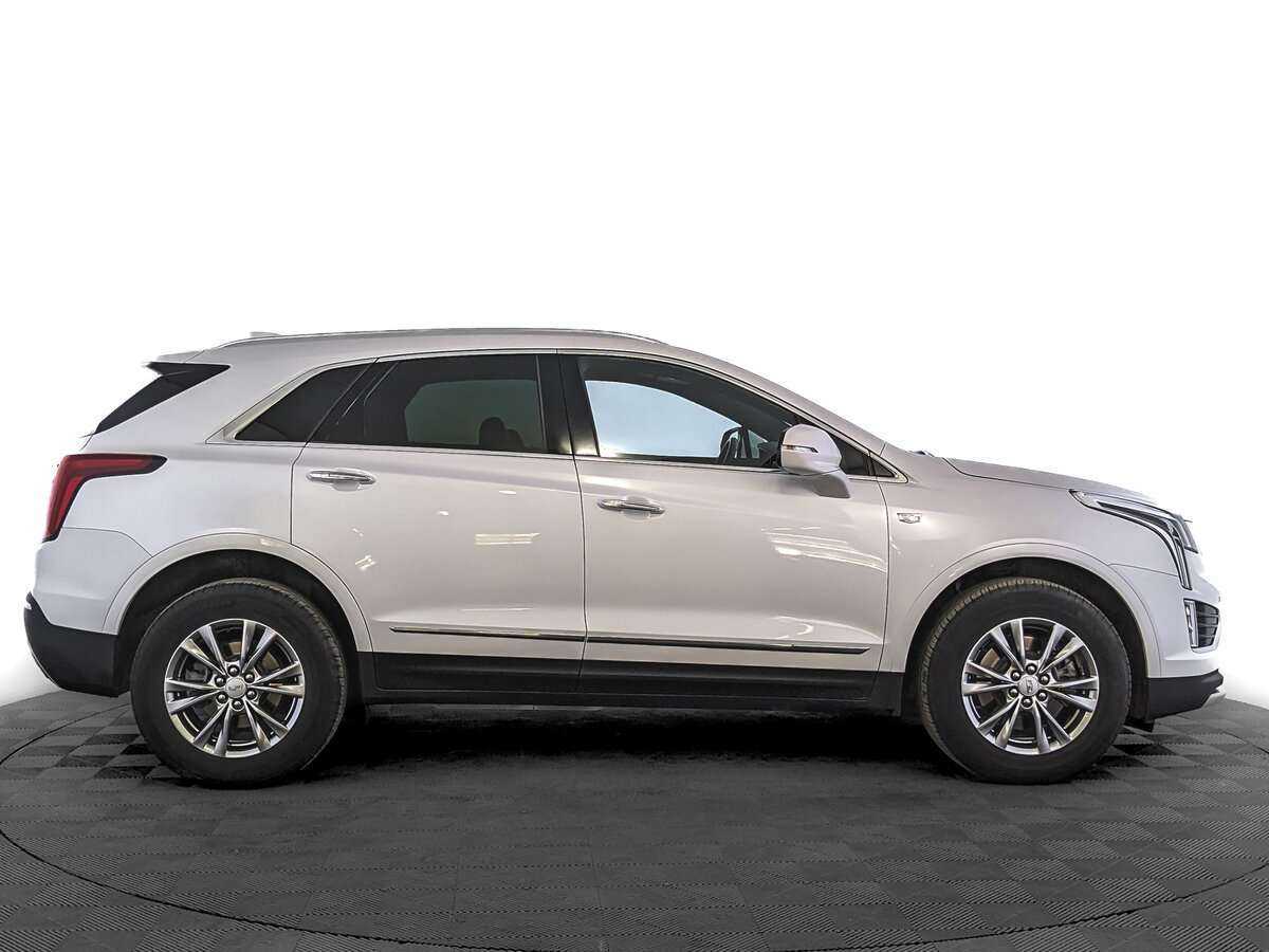 Купить Cadillac XT5 с пробегом. Фото: #3