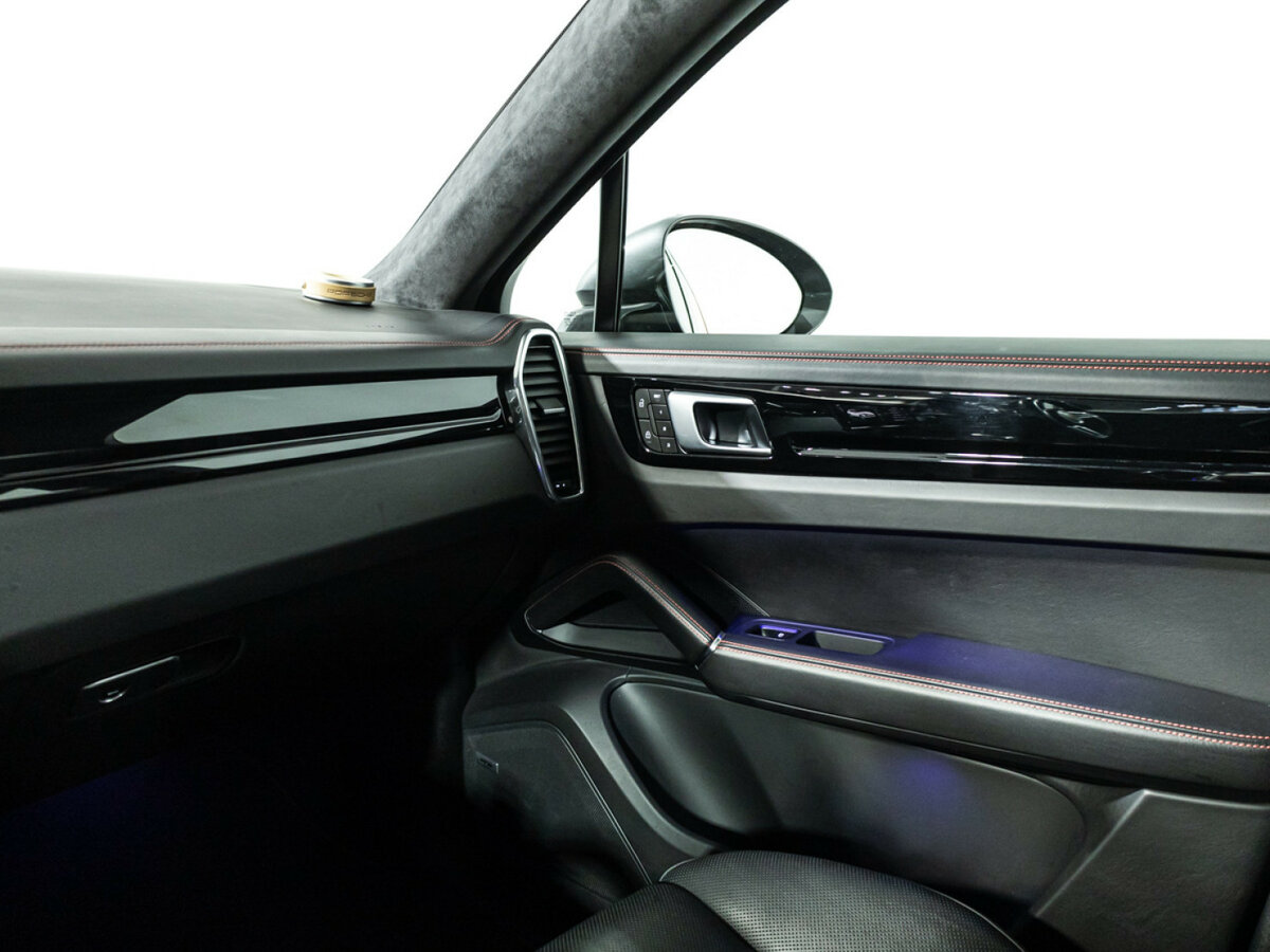 Купить Porsche Cayenne с пробегом. Фото: #15
