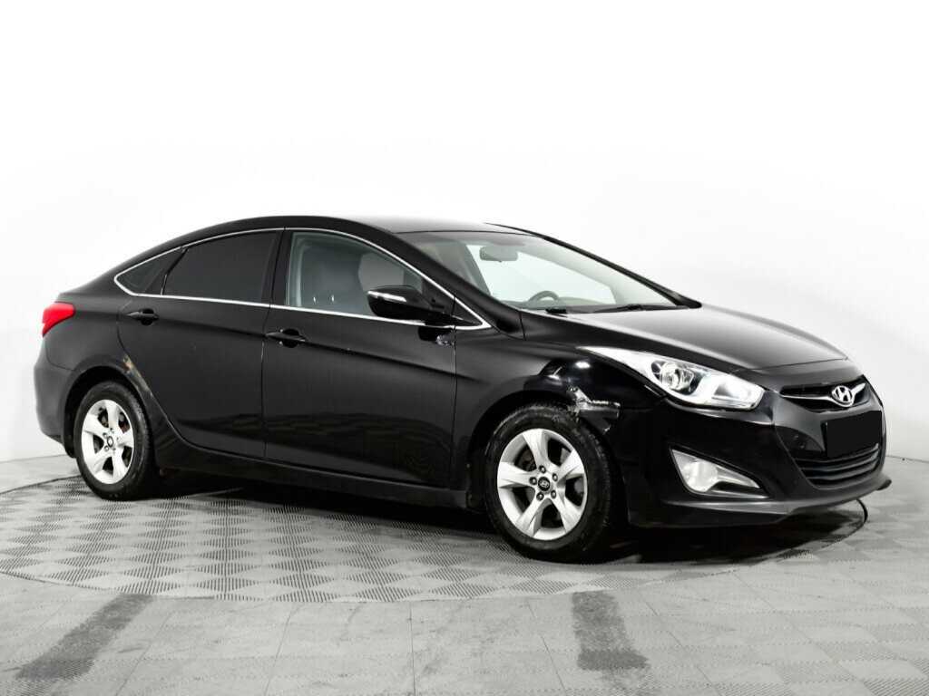 Купить Hyundai i40 с пробегом. Фото: #2