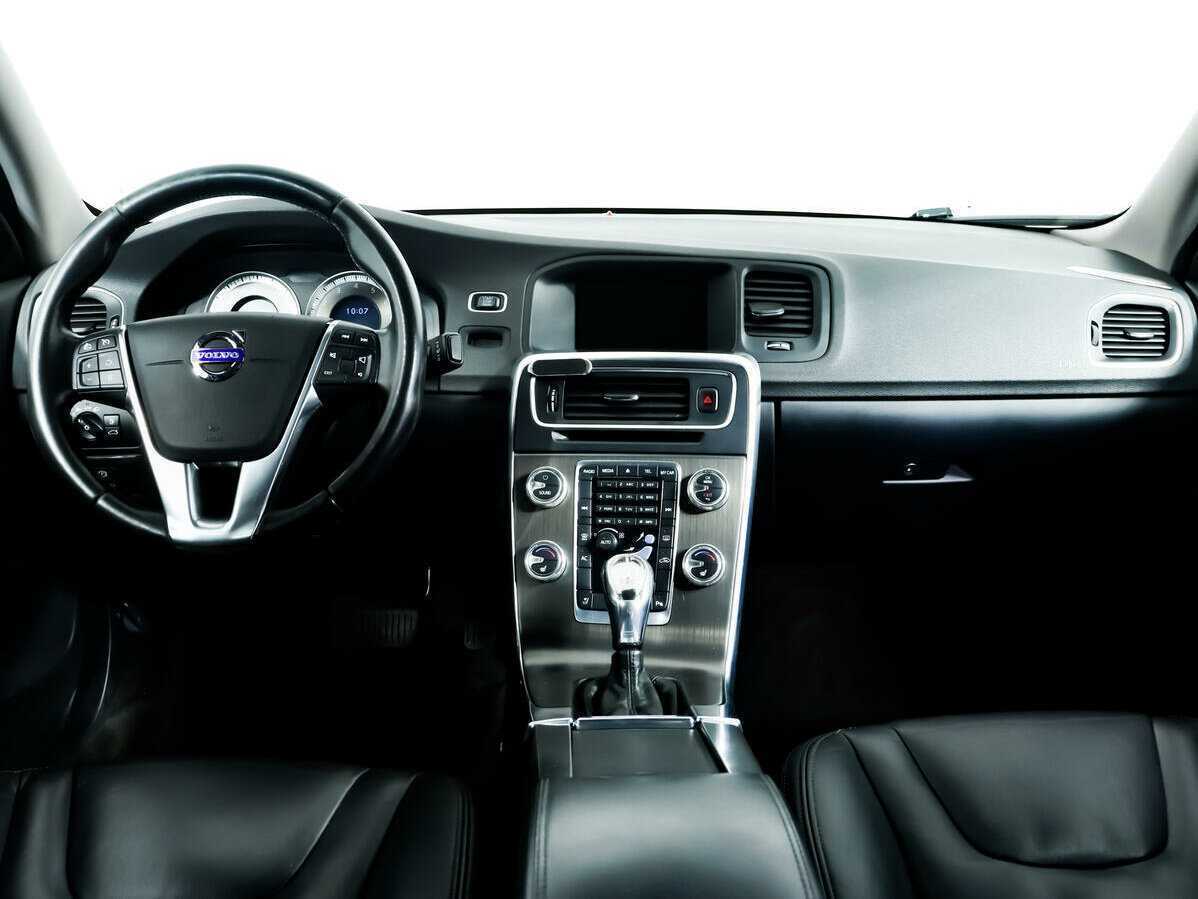 Купить Volvo S60 с пробегом. Фото: #10