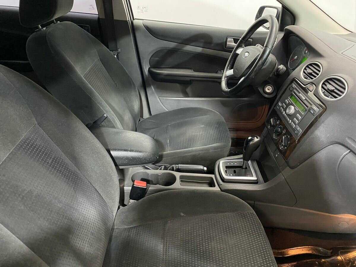Купить Ford Focus с пробегом. Фото: #9
