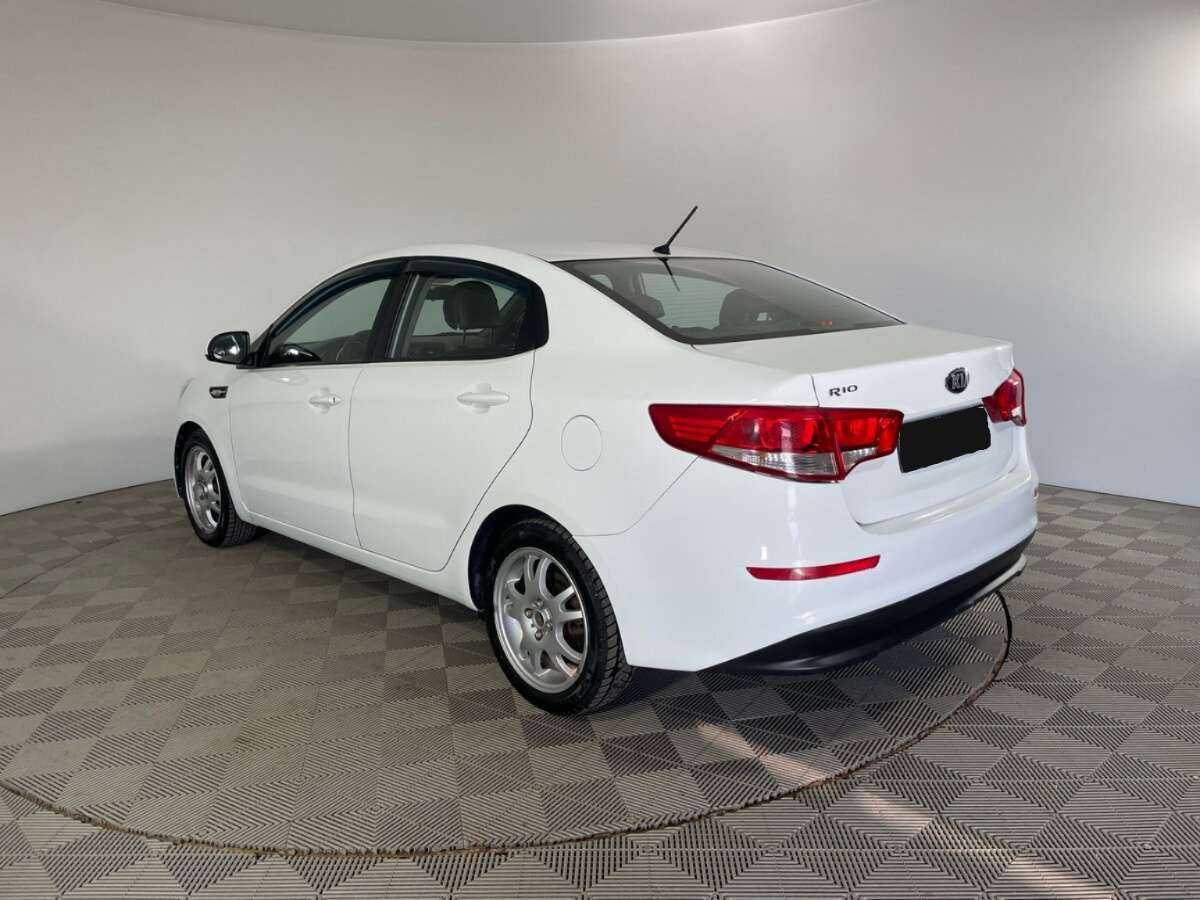 Купить Kia Rio с пробегом. Фото: #5