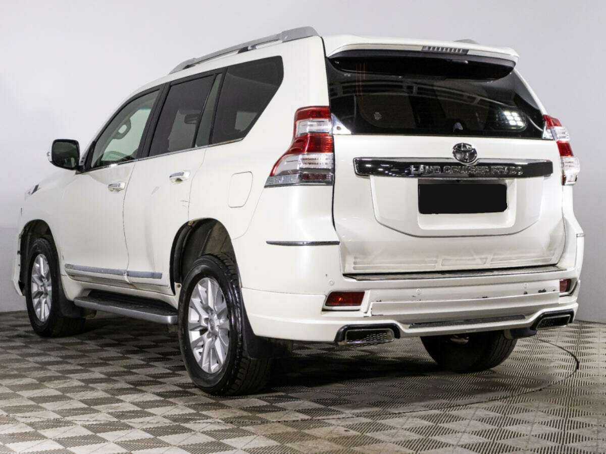 Купить Toyota Land Cruiser Prado с пробегом. Фото: #6