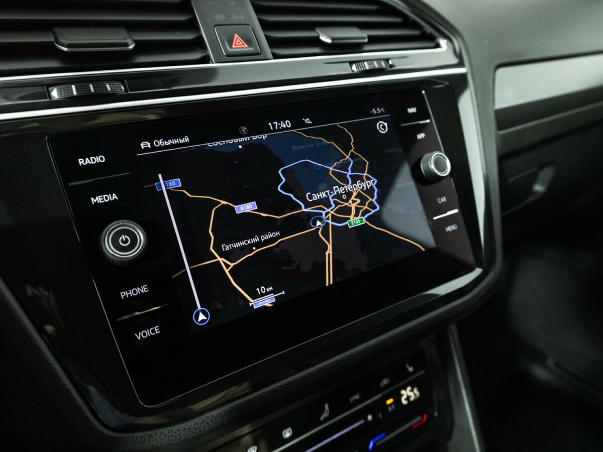 Купить Volkswagen Tiguan с пробегом. Фото: #15