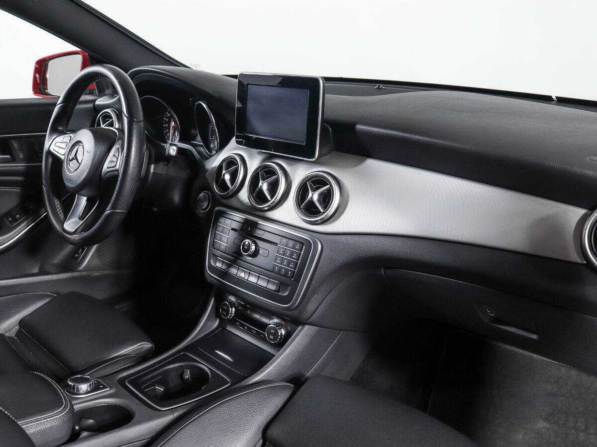 Купить Mercedes-Benz CLA с пробегом. Фото: #8