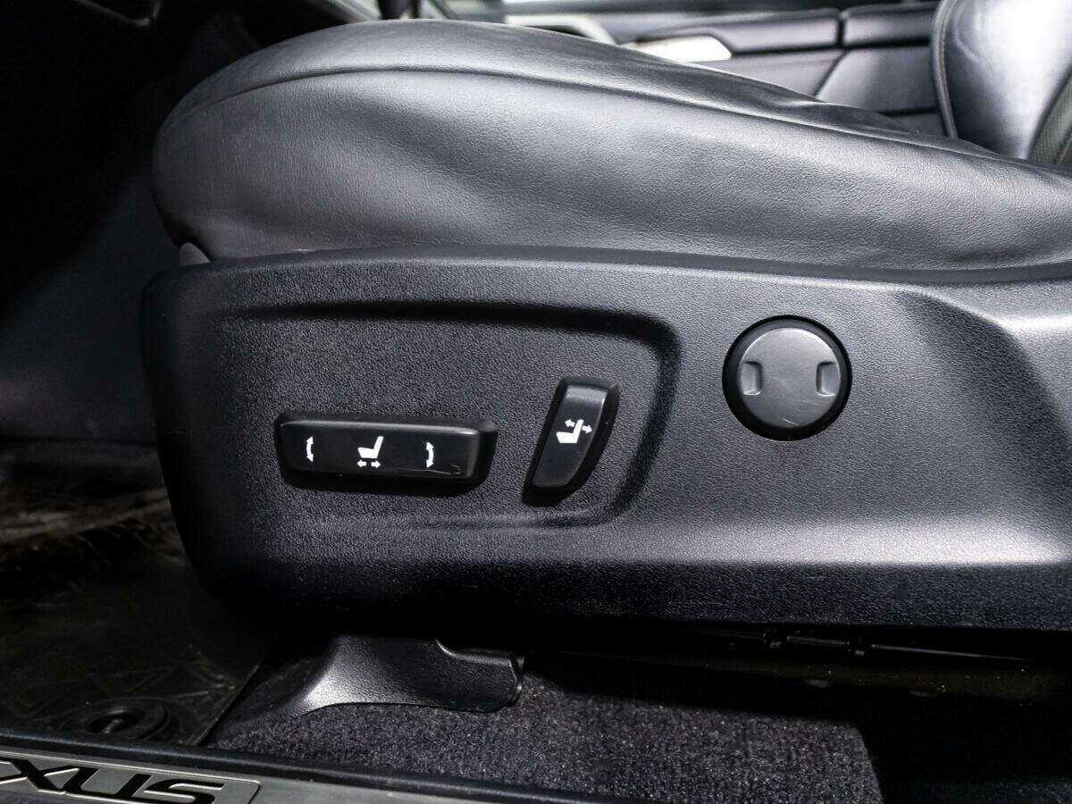 Купить Lexus RX с пробегом. Фото: #23