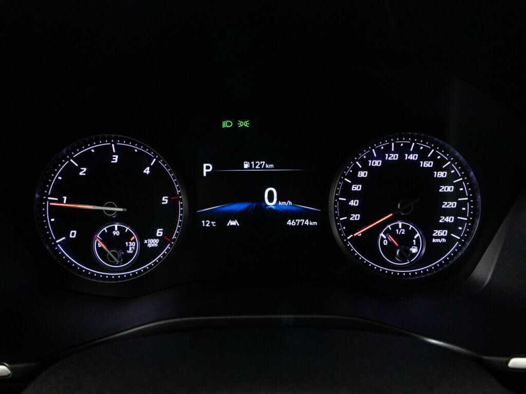Купить Hyundai Santa Fe с пробегом. Фото: #11