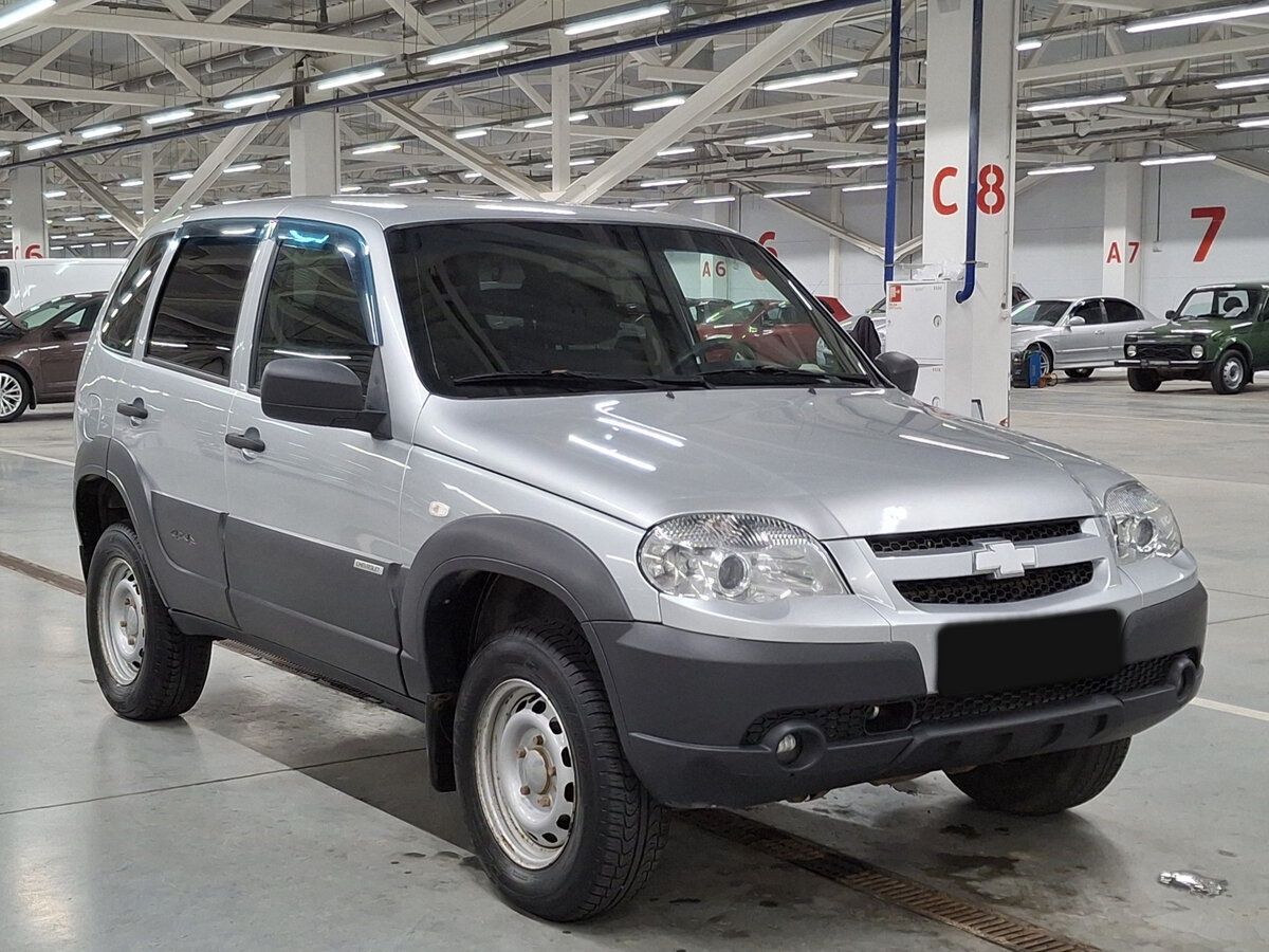 Купить Chevrolet Niva с пробегом. Фото: #2