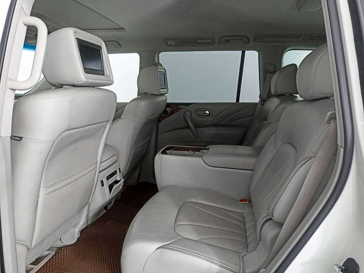 Купить Infiniti QX80 с пробегом. Фото: #11
