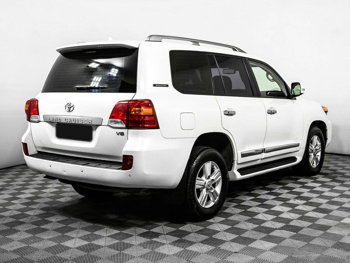 Купить Toyota Land Cruiser с пробегом. Фото: #4