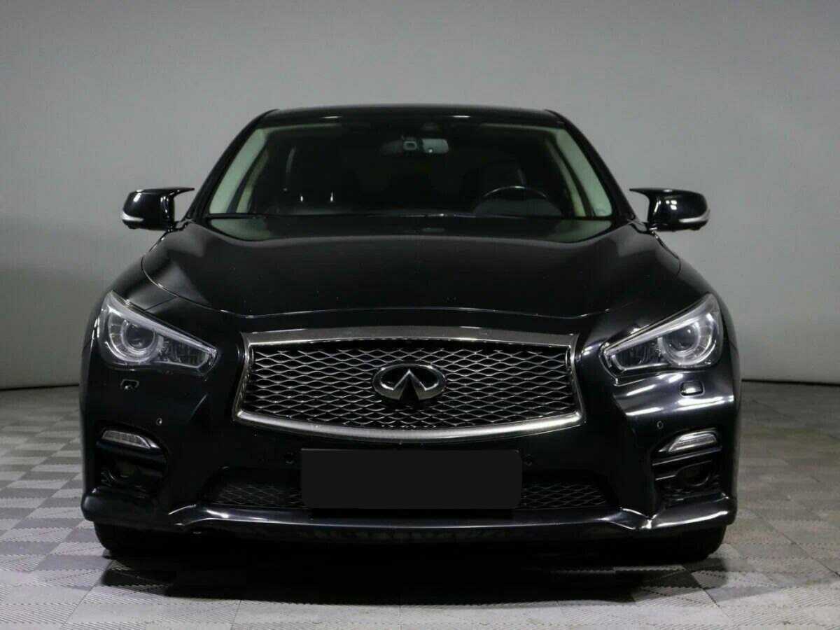 Купить Infiniti Q50 с пробегом. Фото: #1