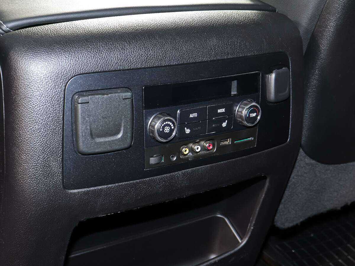 Купить Chevrolet Tahoe с пробегом. Фото: #16