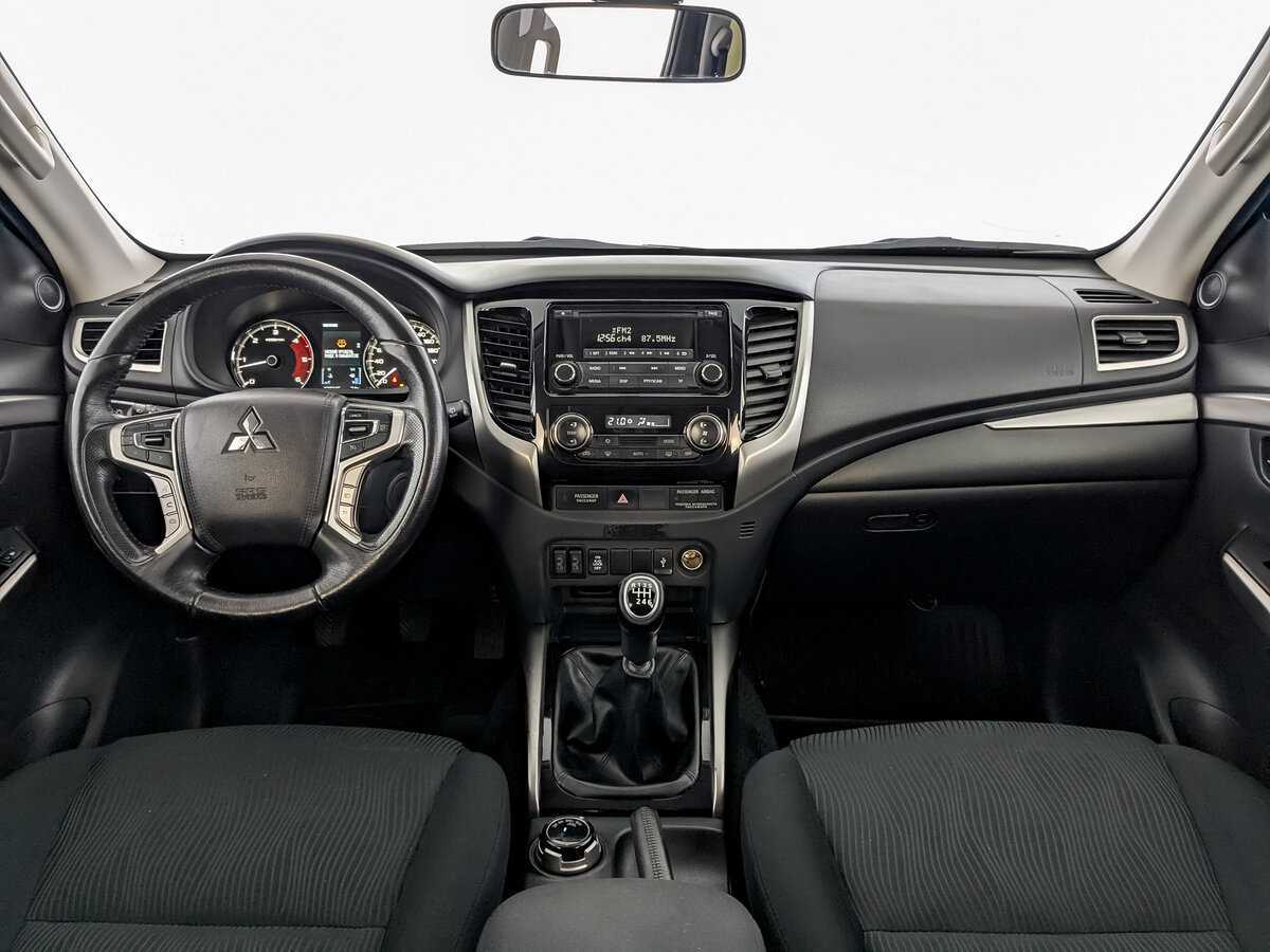 Купить Mitsubishi Pajero Sport с пробегом. Фото: #11