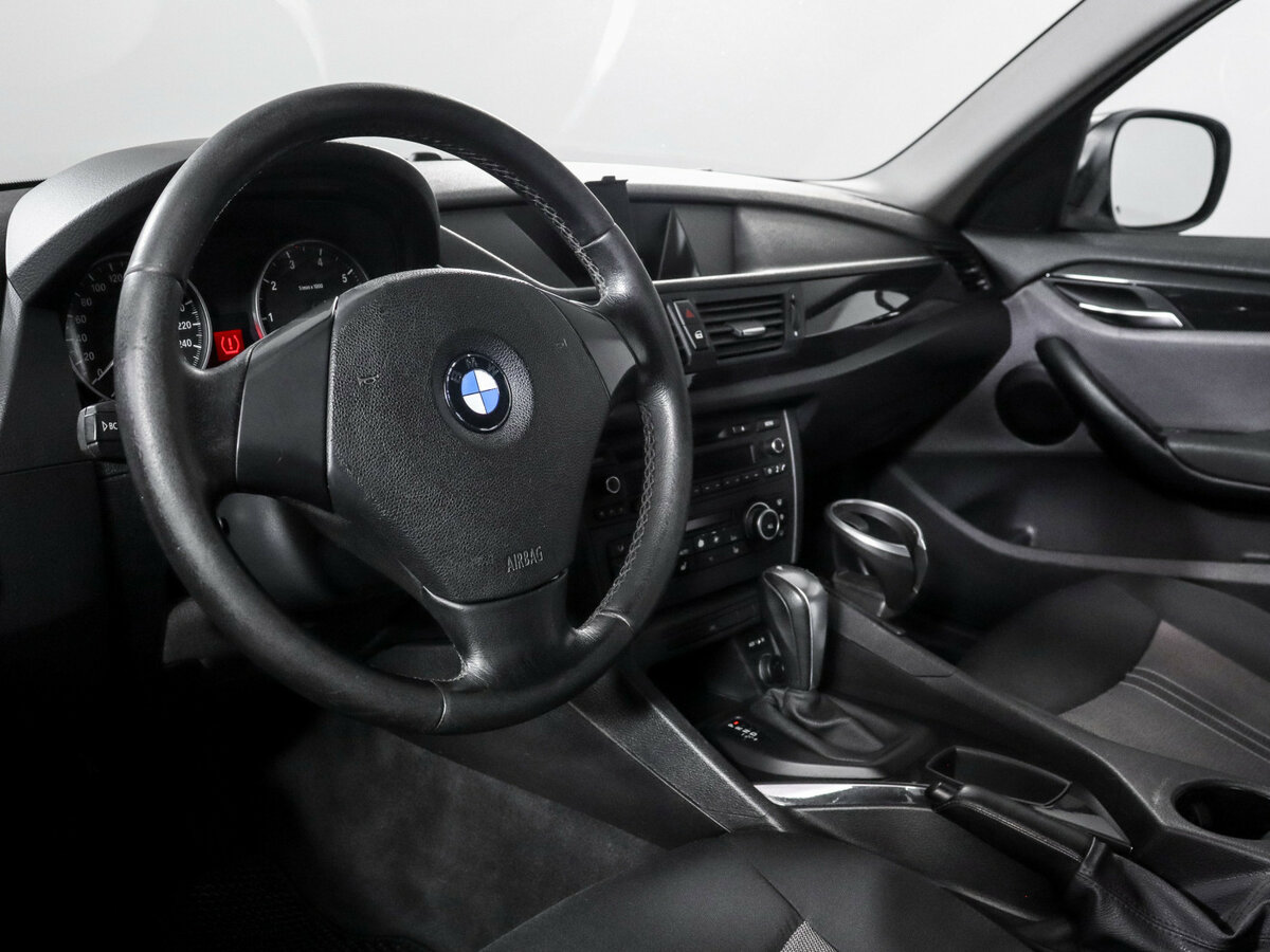 Купить BMW X1 с пробегом. Фото: #13