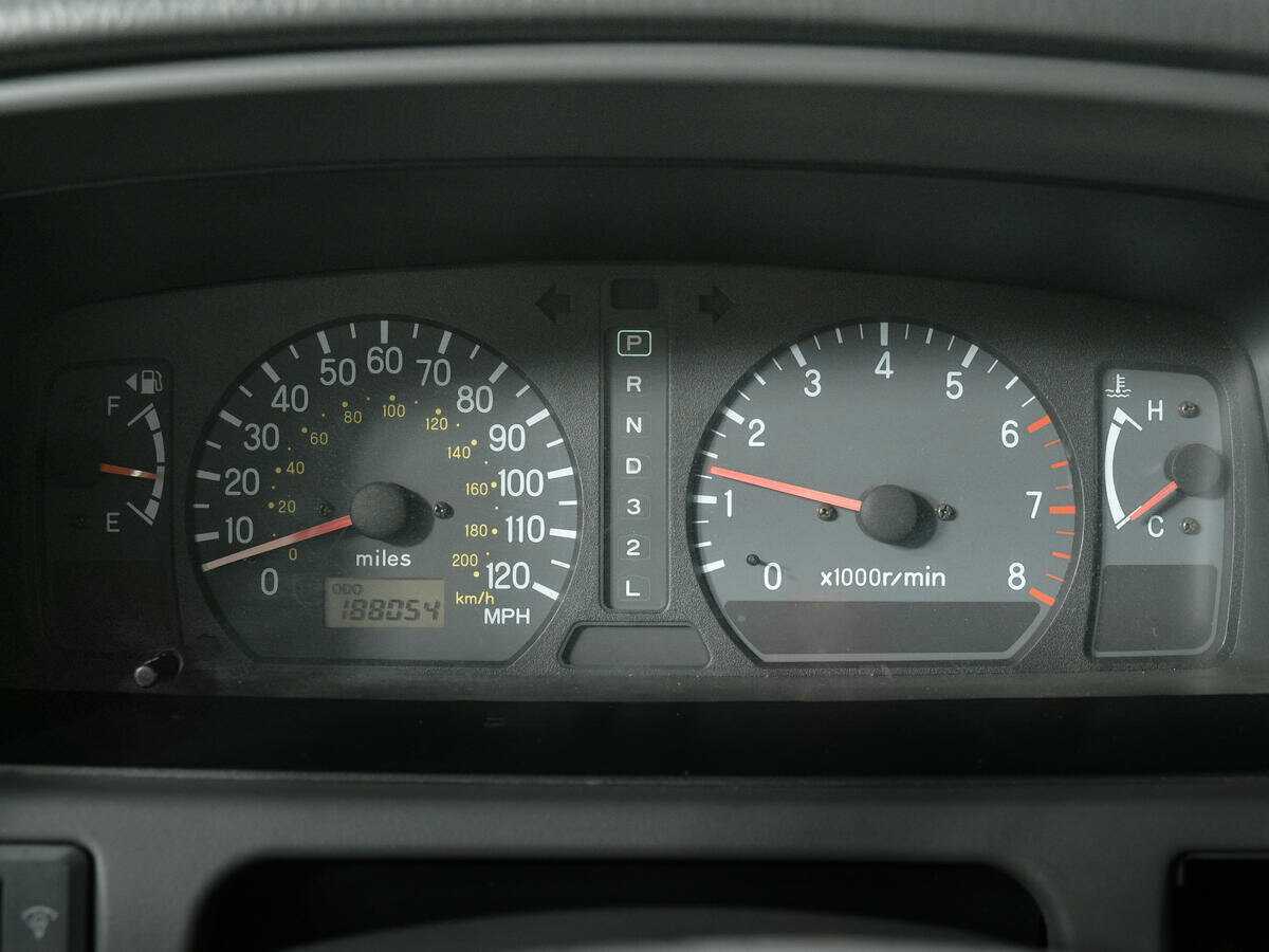 Купить Mitsubishi Montero Sport с пробегом. Фото: #6