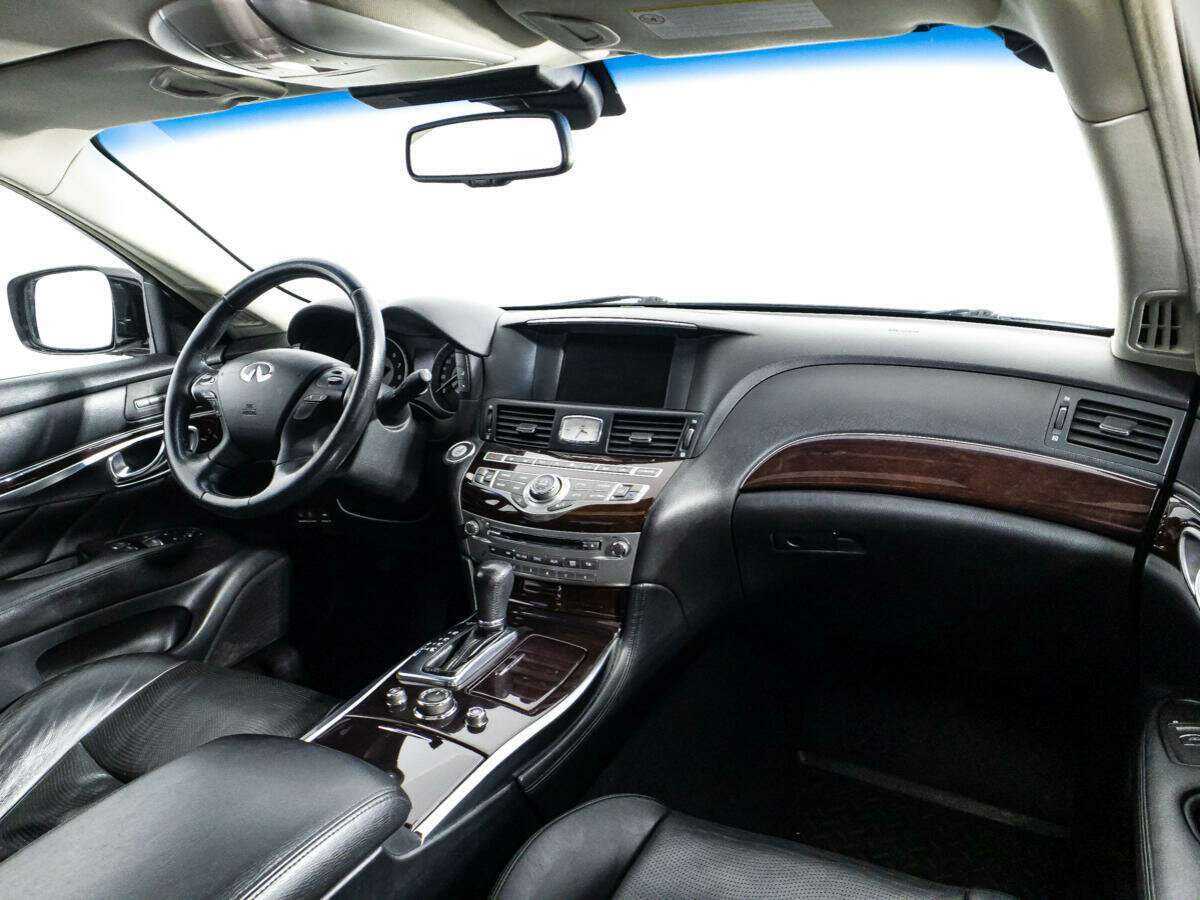 Купить Infiniti M с пробегом. Фото: #8