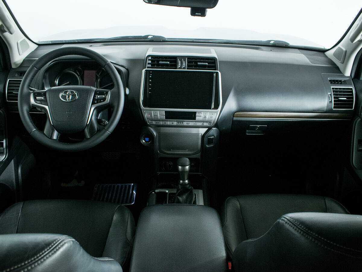 Купить Toyota Land Cruiser Prado с пробегом. Фото: #11