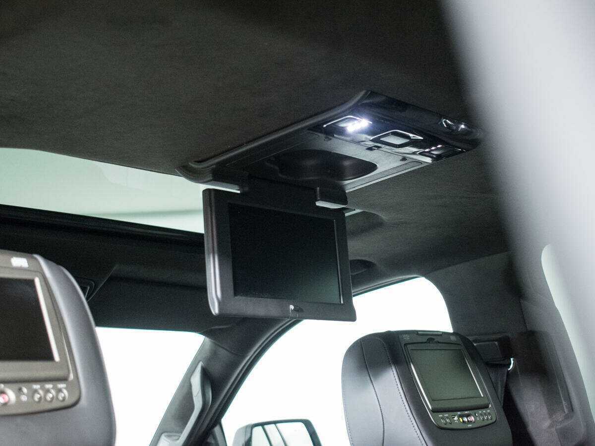Купить Cadillac Escalade с пробегом. Фото: #16