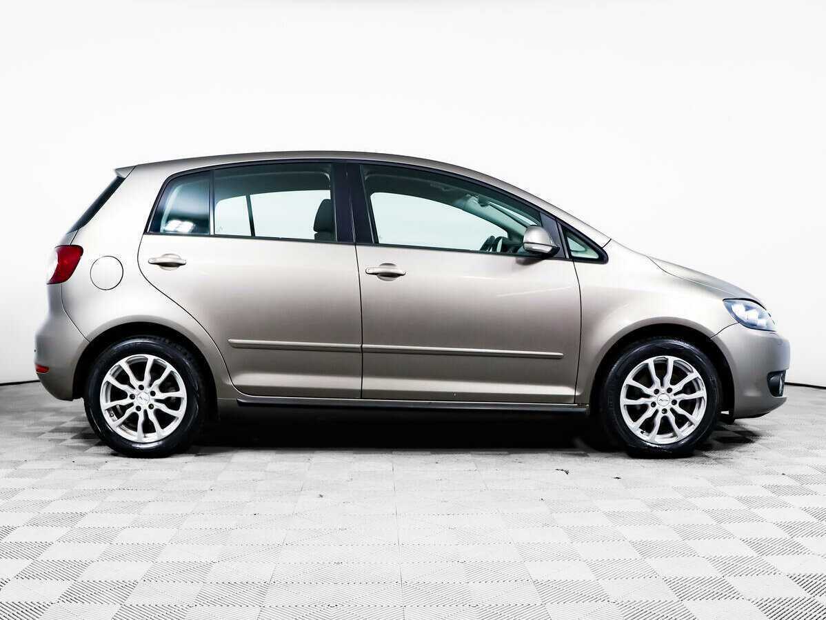 Купить Volkswagen Golf Plus с пробегом. Фото: #3