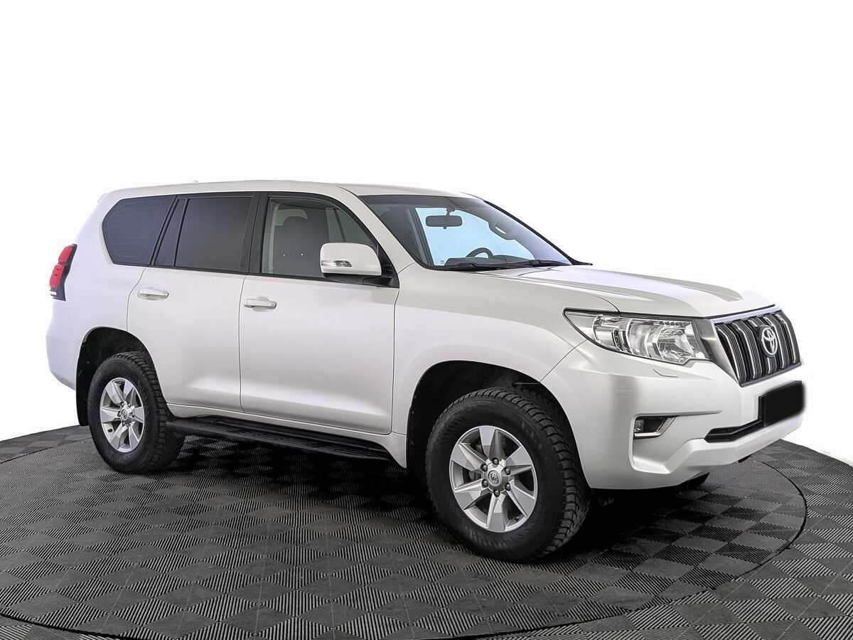 Купить Toyota Land Cruiser Prado с пробегом. Фото: #2