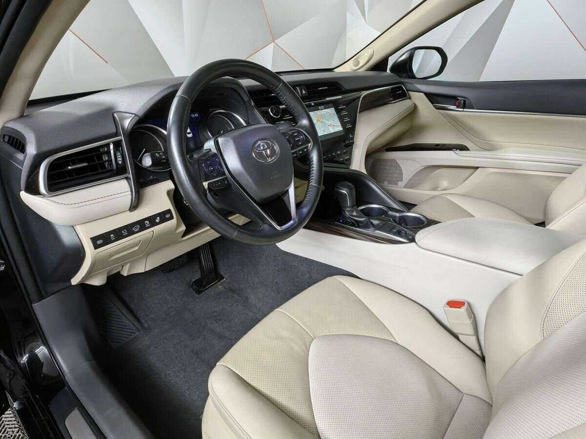 Купить Toyota Camry с пробегом. Фото: #13