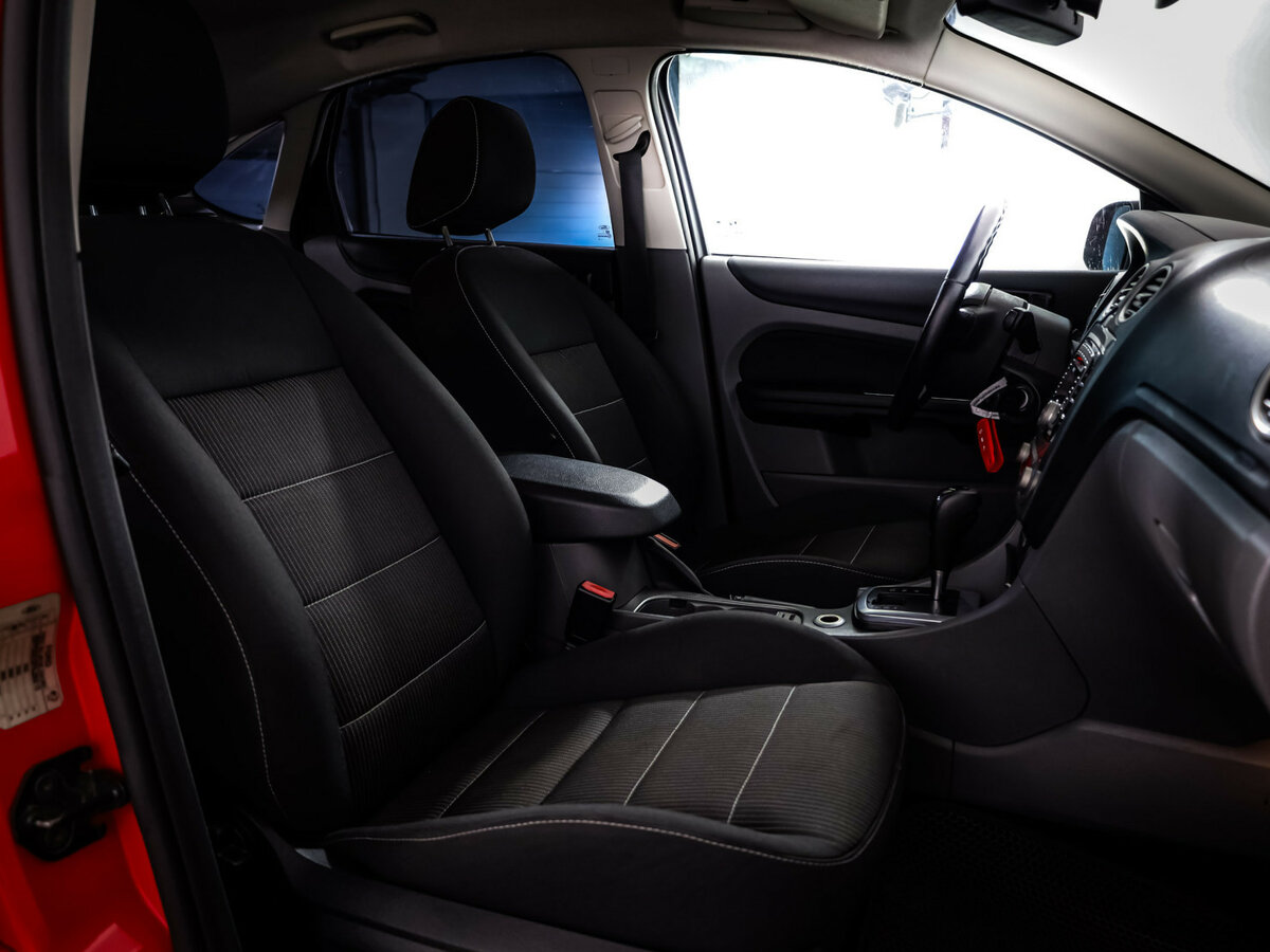 Купить Ford Focus с пробегом. Фото: #12