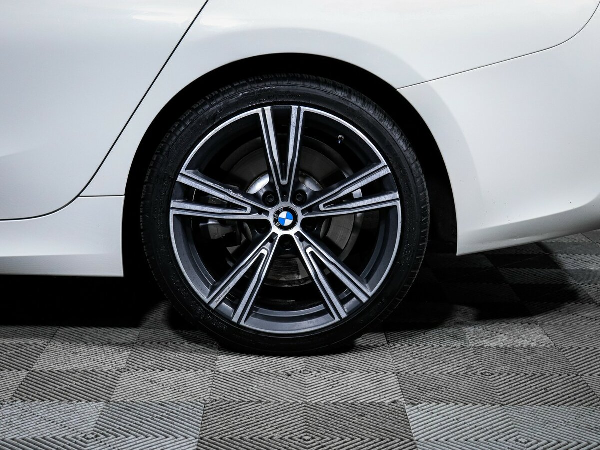 Купить BMW 3 серии с пробегом. Фото: #11