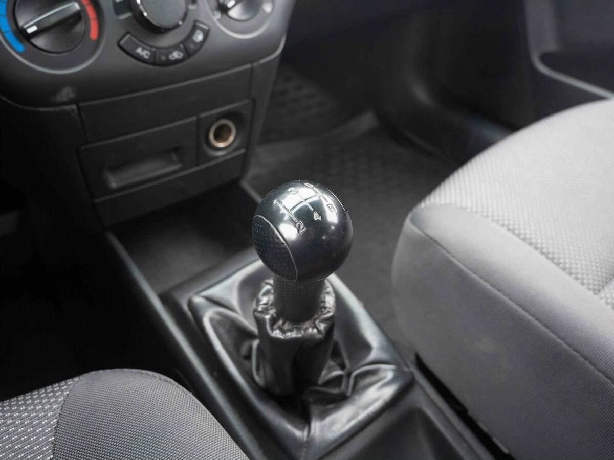 Купить Chevrolet Aveo с пробегом. Фото: #18