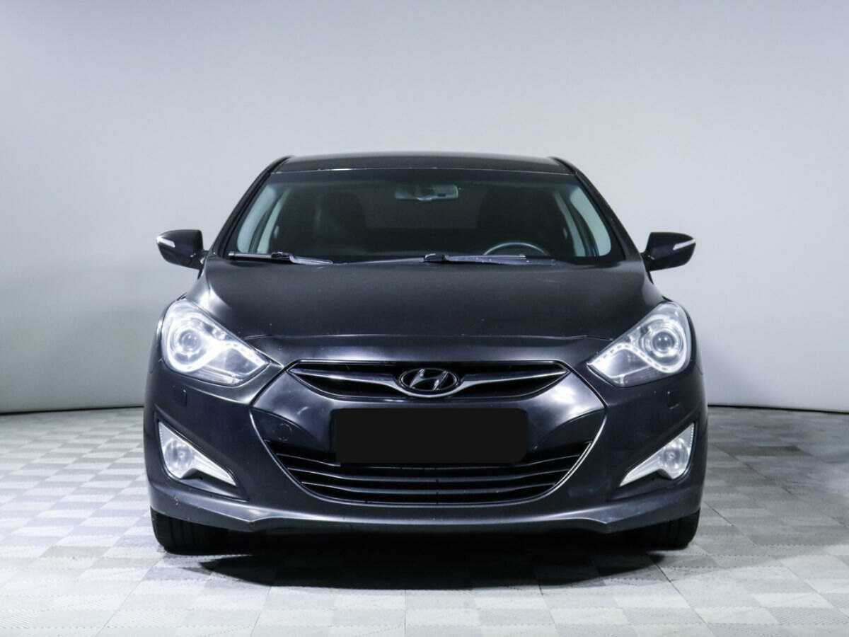 Купить Hyundai i40 с пробегом. Фото: #1
