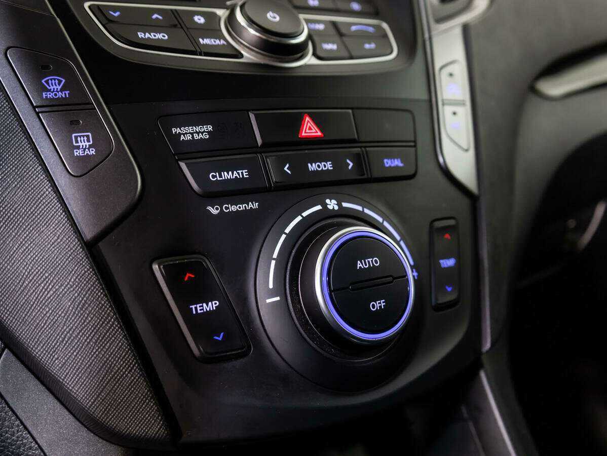 Купить Hyundai Santa Fe с пробегом. Фото: #12
