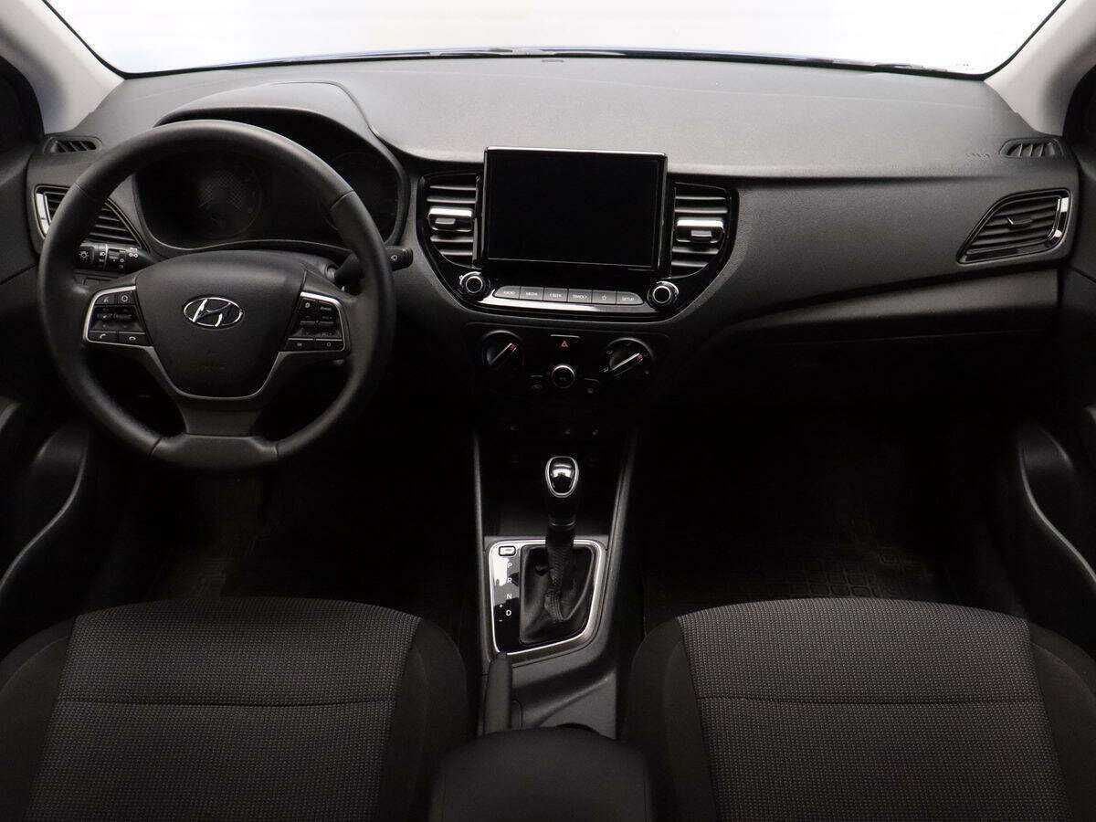 Купить Hyundai Solaris с пробегом. Фото: #8