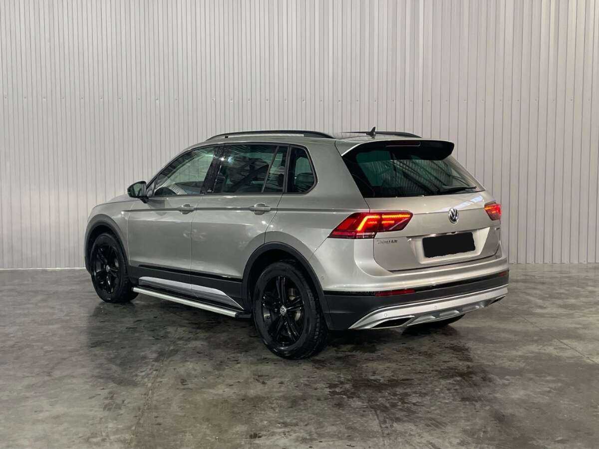 Купить Volkswagen Tiguan с пробегом. Фото: #6