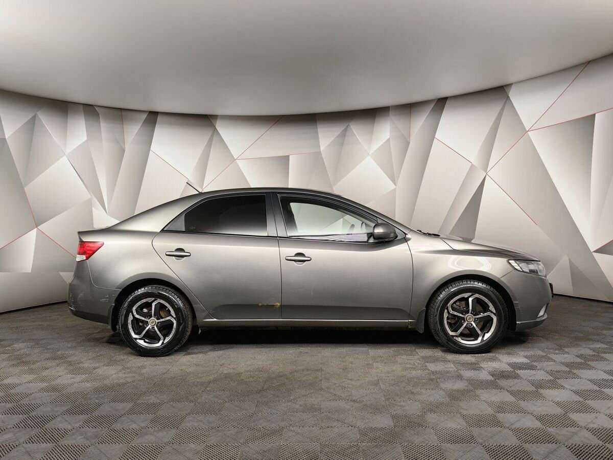 Купить Kia Cerato с пробегом. Фото: #5