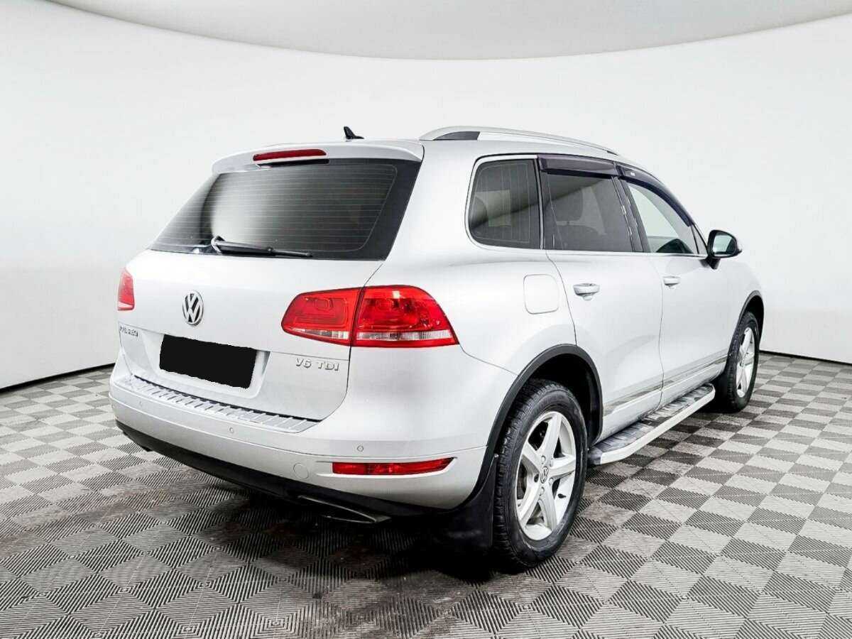 Купить Volkswagen Touareg с пробегом. Фото: #4