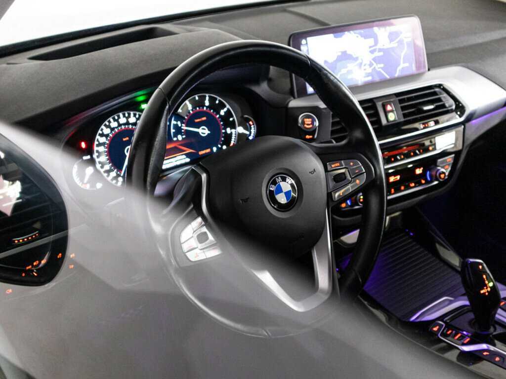 Купить BMW X3 с пробегом. Фото: #24
