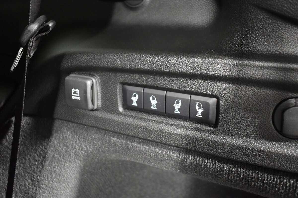 Купить Jeep Grand Cherokee с пробегом. Фото: #8