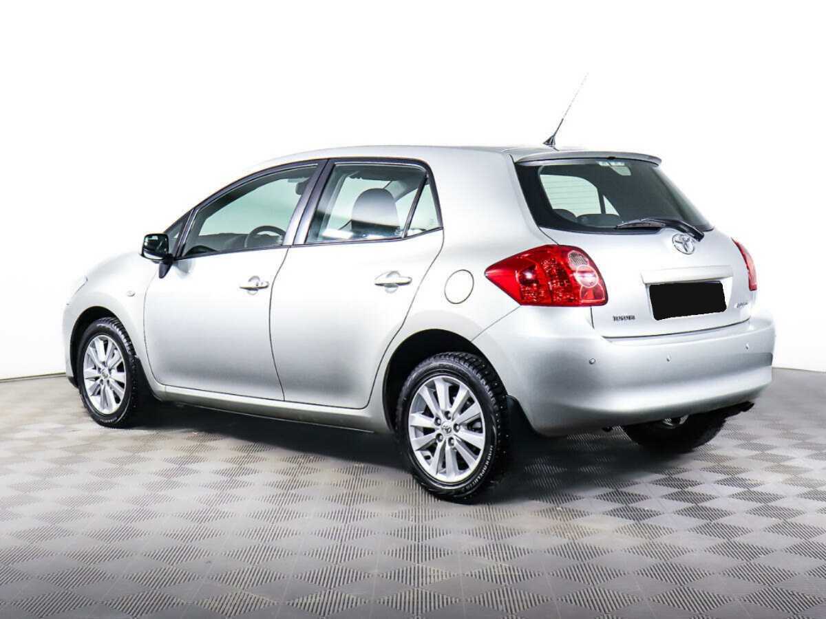 Купить Toyota Auris с пробегом. Фото: #6