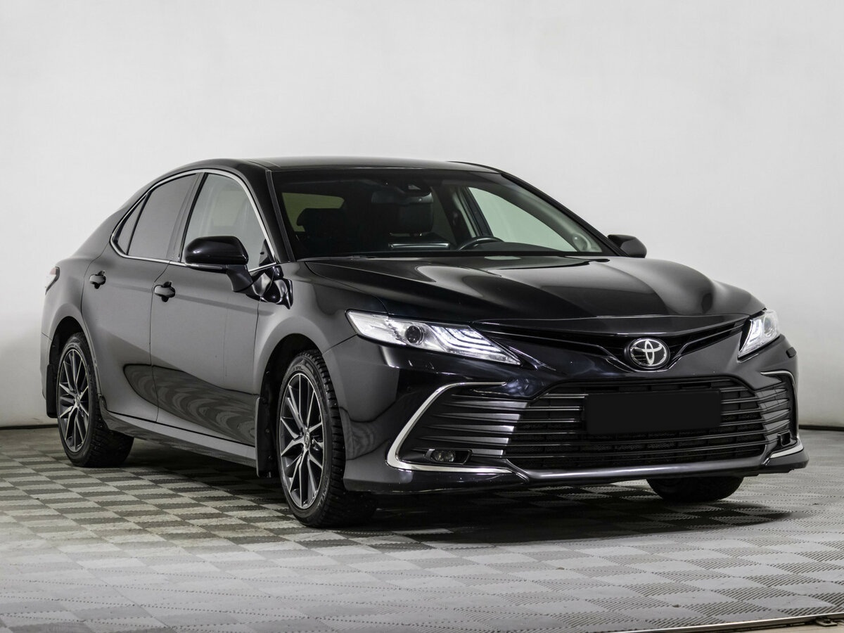 Купить Toyota Camry с пробегом. Фото: #2