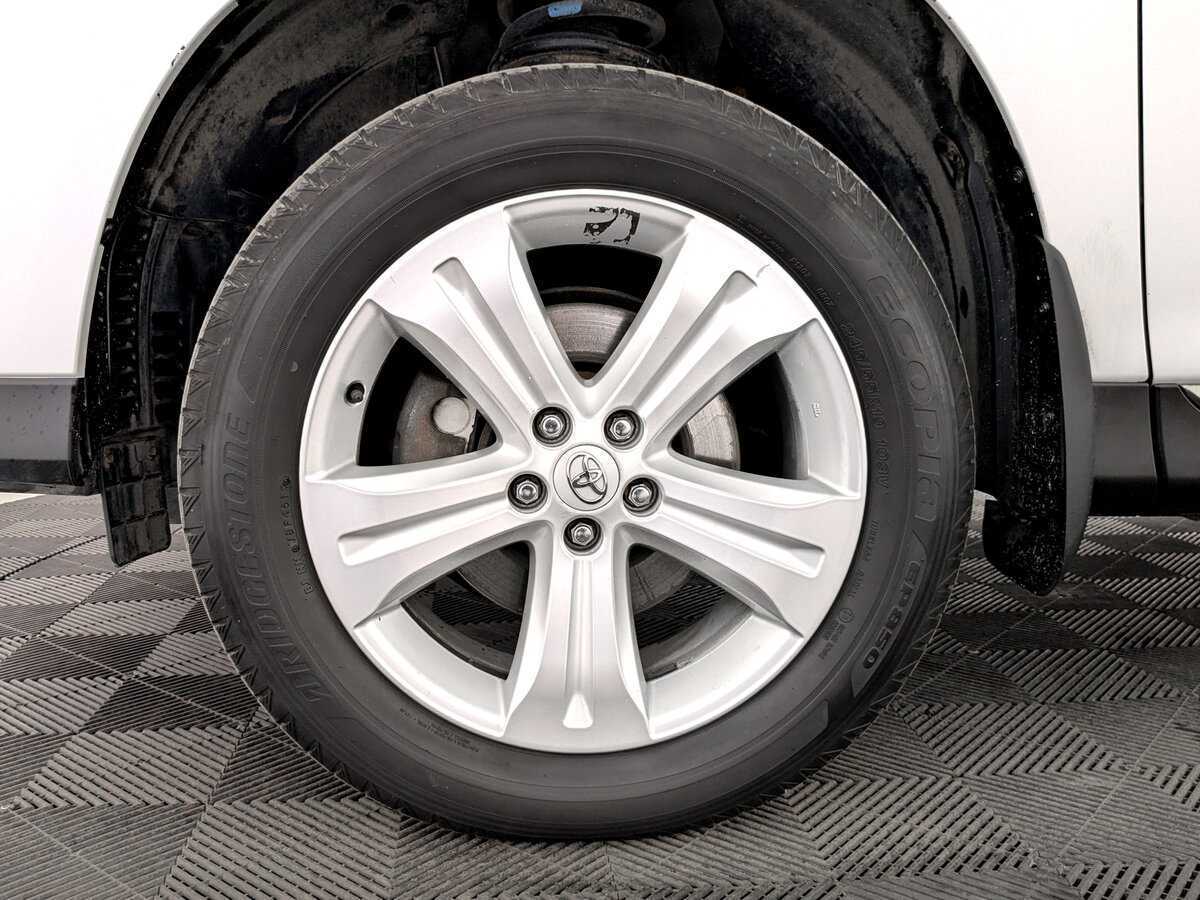 Купить Toyota Highlander с пробегом. Фото: #17