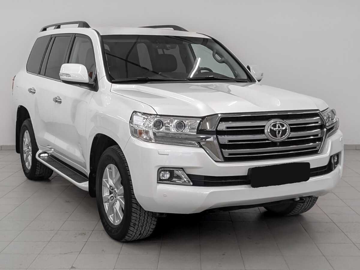 Купить Toyota Land Cruiser с пробегом. Фото: #2