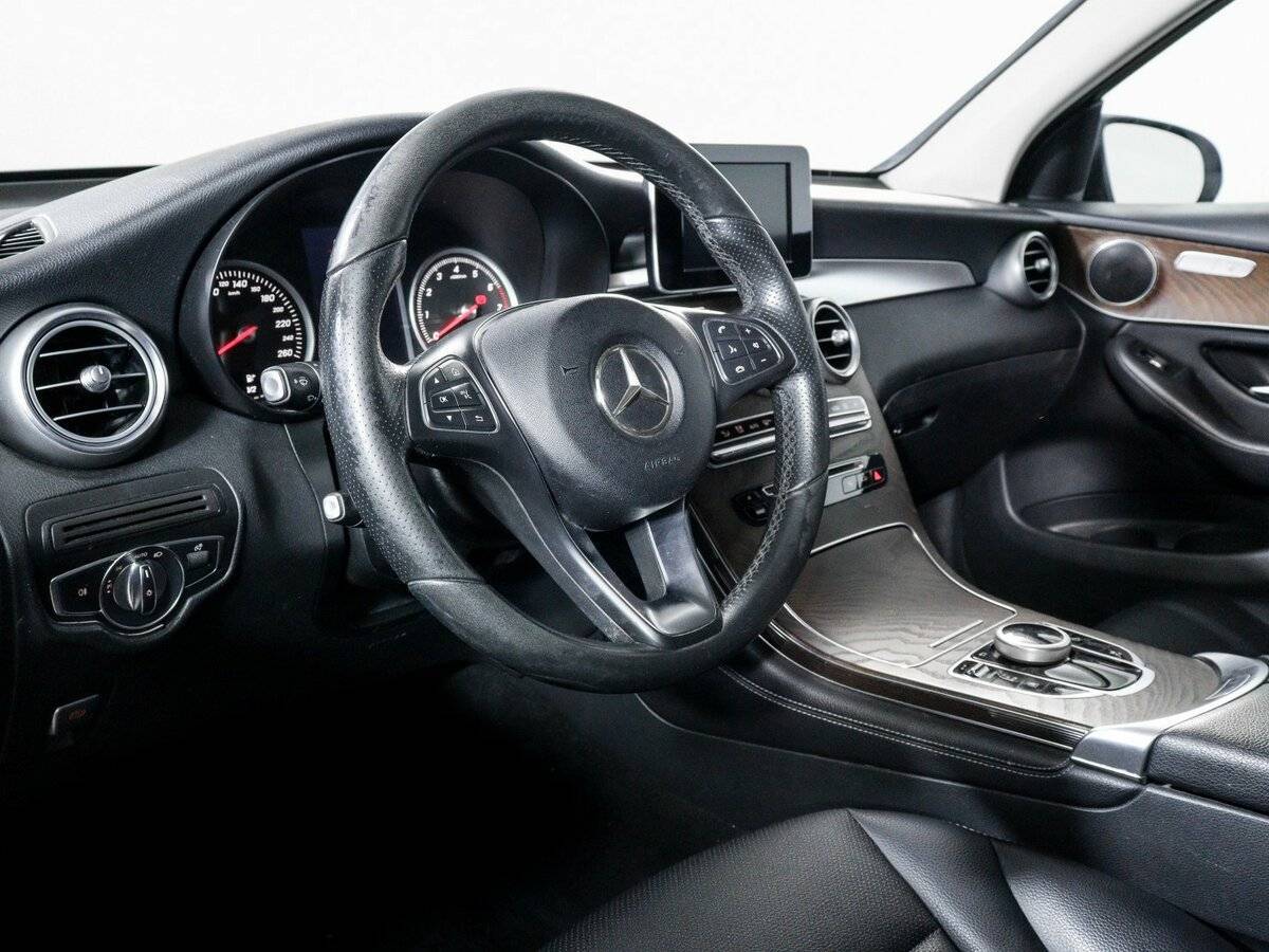 Купить Mercedes-Benz GLC с пробегом. Фото: #13