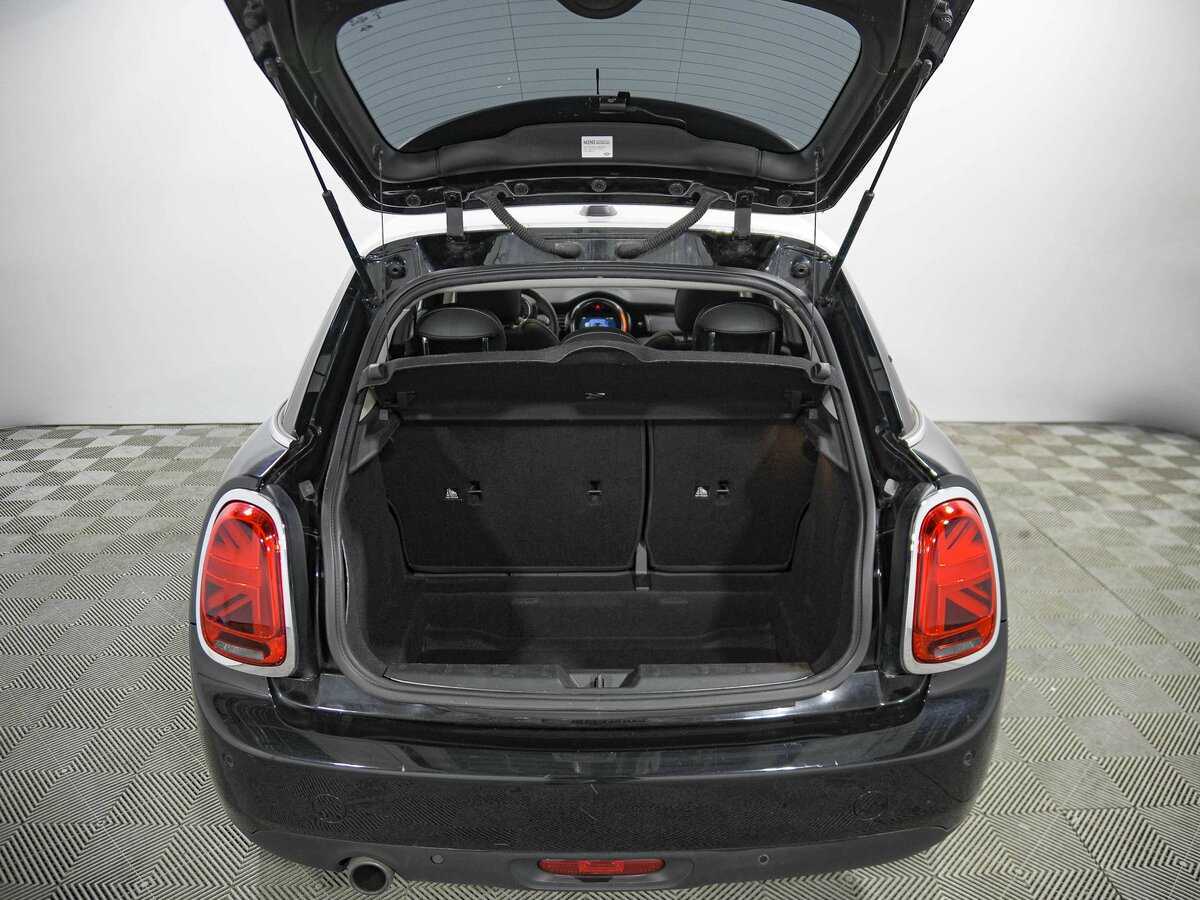Купить Mini Hatch с пробегом. Фото: #16