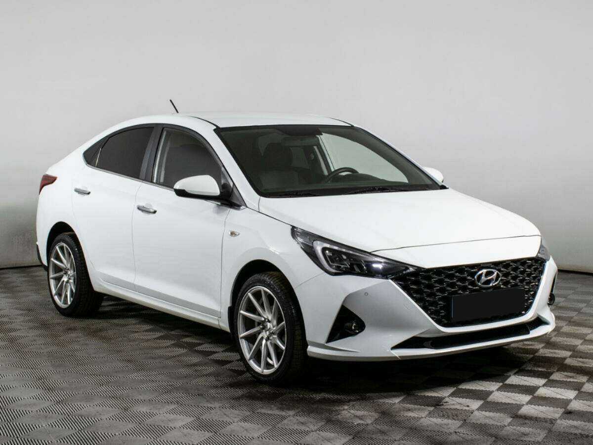 Купить Hyundai Solaris с пробегом. Фото: #11
