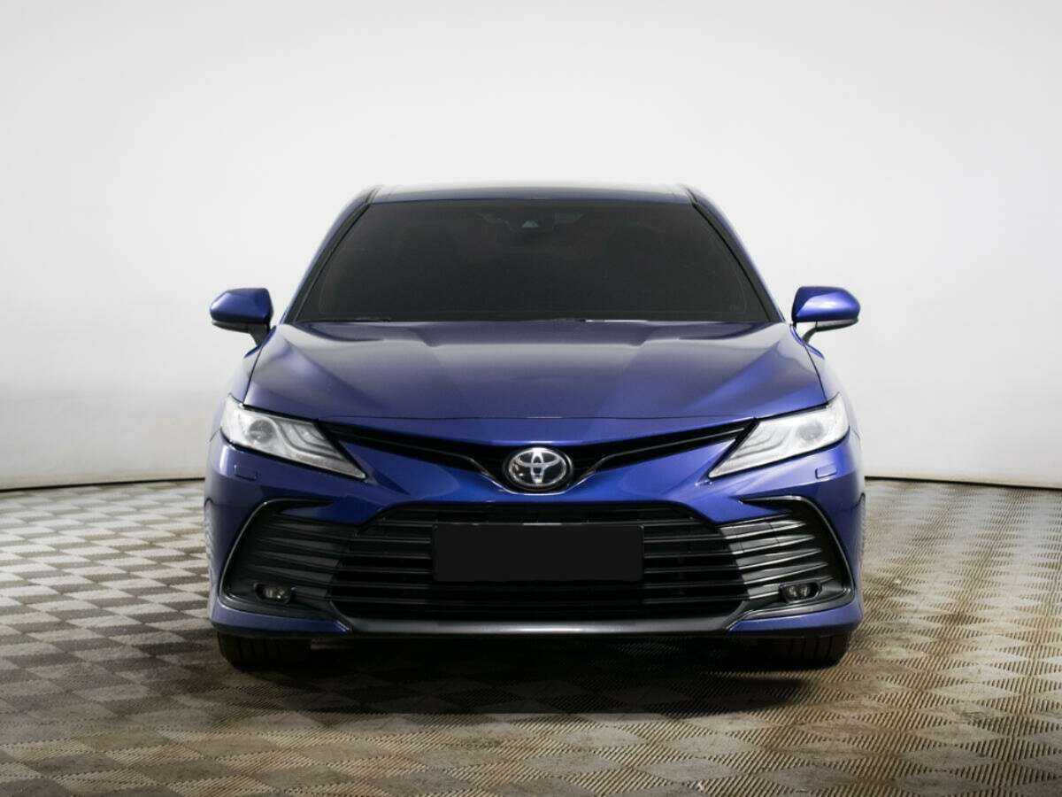 Купить Toyota Camry с пробегом. Фото: #1