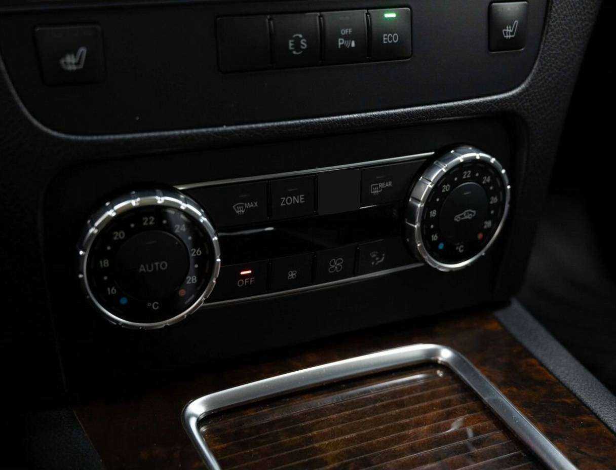 Купить Mercedes-Benz GLK-Класс с пробегом. Фото: #26