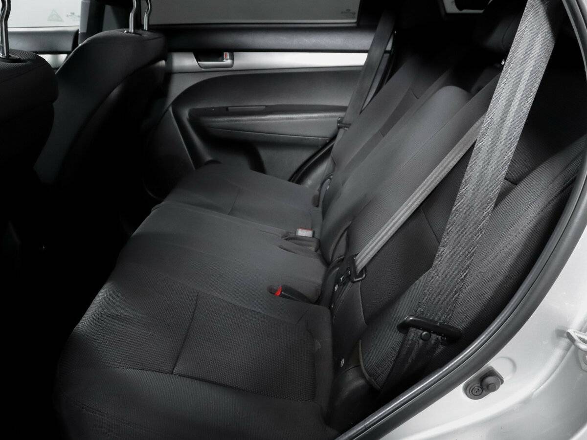 Купить Kia Sorento с пробегом. Фото: #9