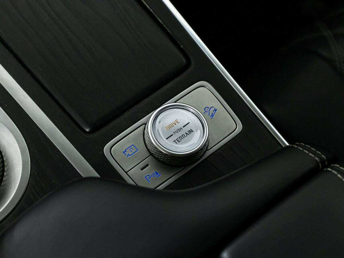 Купить Genesis GV80 с пробегом. Фото: #23