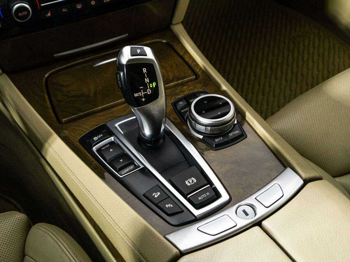 Купить BMW 7 серии с пробегом. Фото: #19